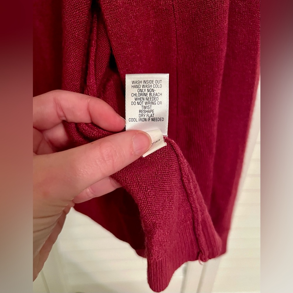 Croft & Barrow Women’s Ruby Colored Cardigan Sweater Jacket SO soft & comfy - Picture 10 of 14